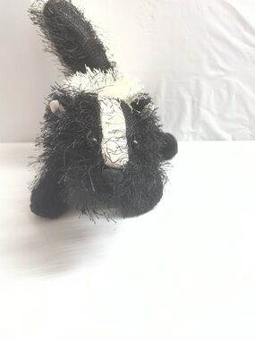 GANZ Webkinz Slunk Black & White Plush Skunk Toy from the classic collection